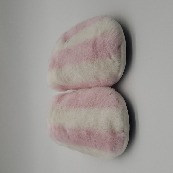 1237- Victoria's Secret Slippers Size M NWT - Picture 4 of 10